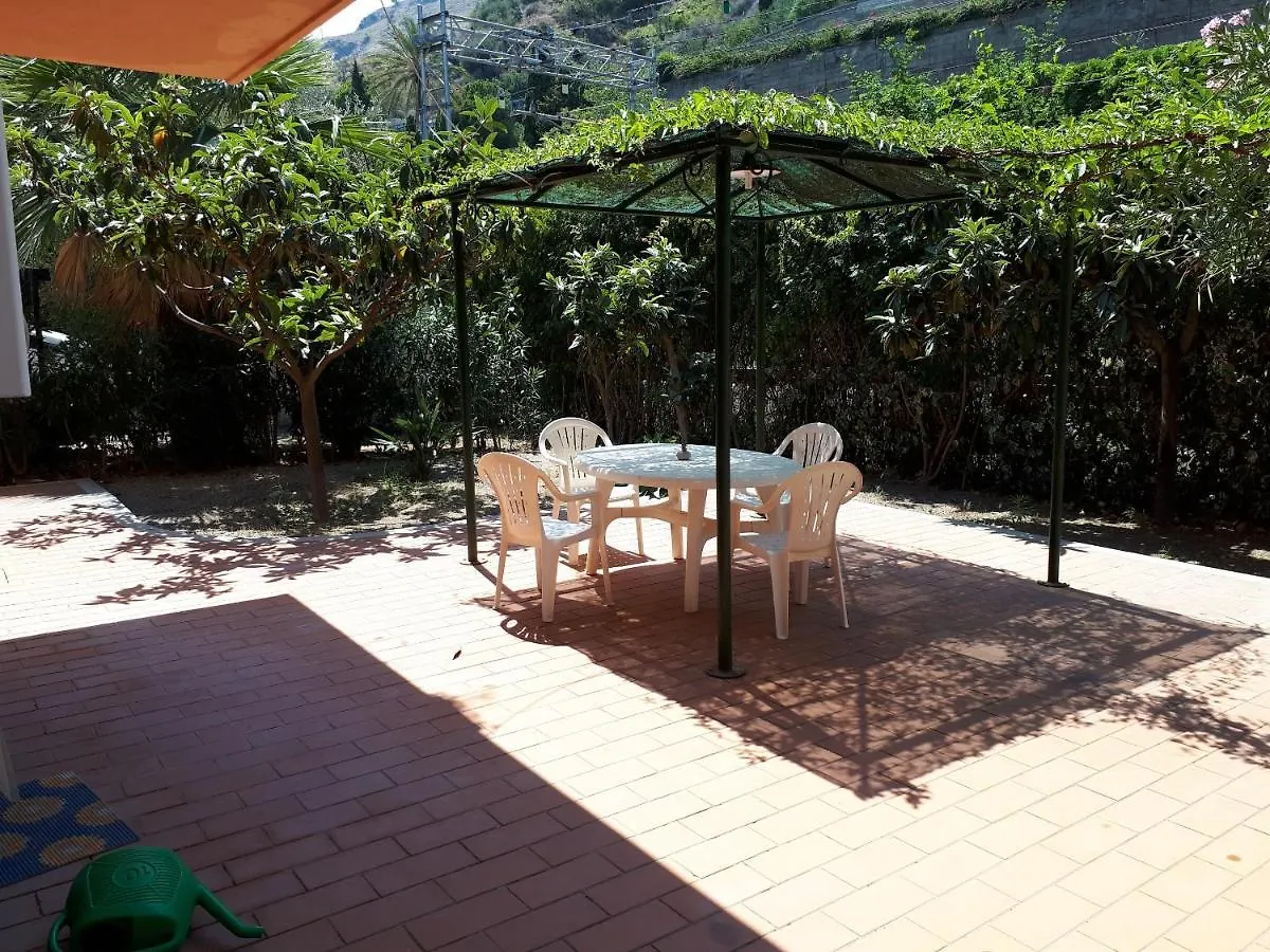 Taormina Mare Villetta Mazzeo